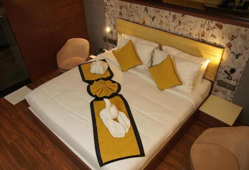 주니어 스위트, Namo Residency