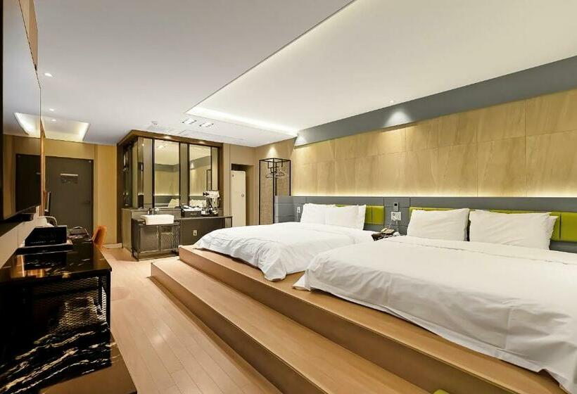Семейный Номер, Pohang A1hotel Haedo