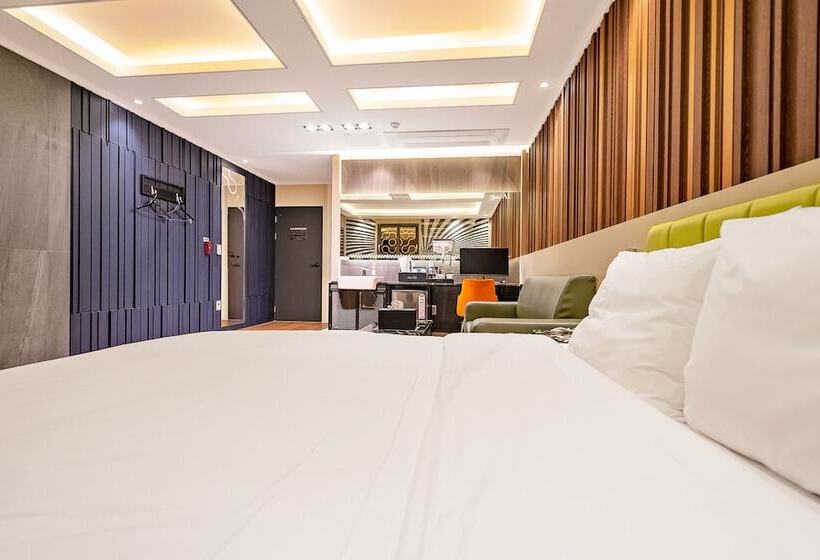Номер Стандарт, Pohang A1hotel Haedo