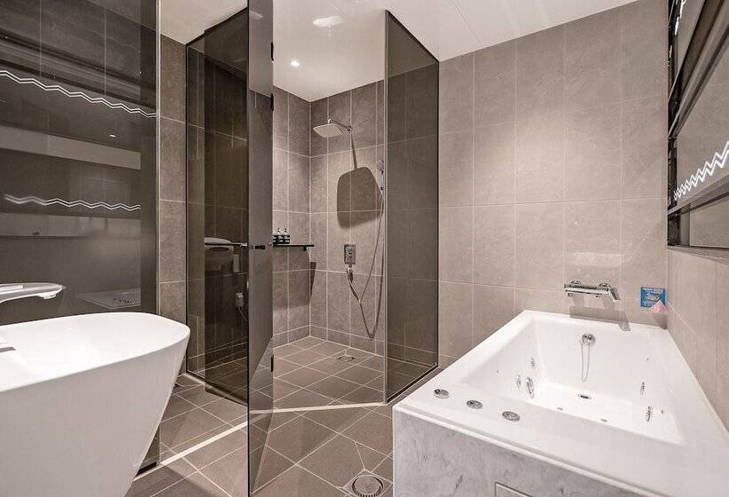 Люкс Повышенной Комфортности, Pohang A1hotel Haedo