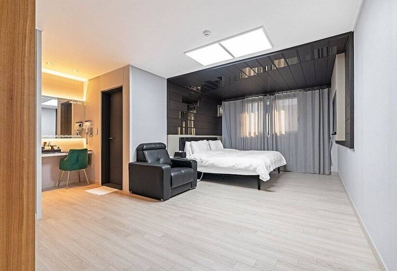 Королевский Люкс, Pohang A1hotel Haedo