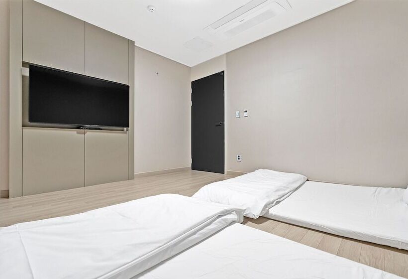 Королевский Люкс, Pohang A1hotel Haedo