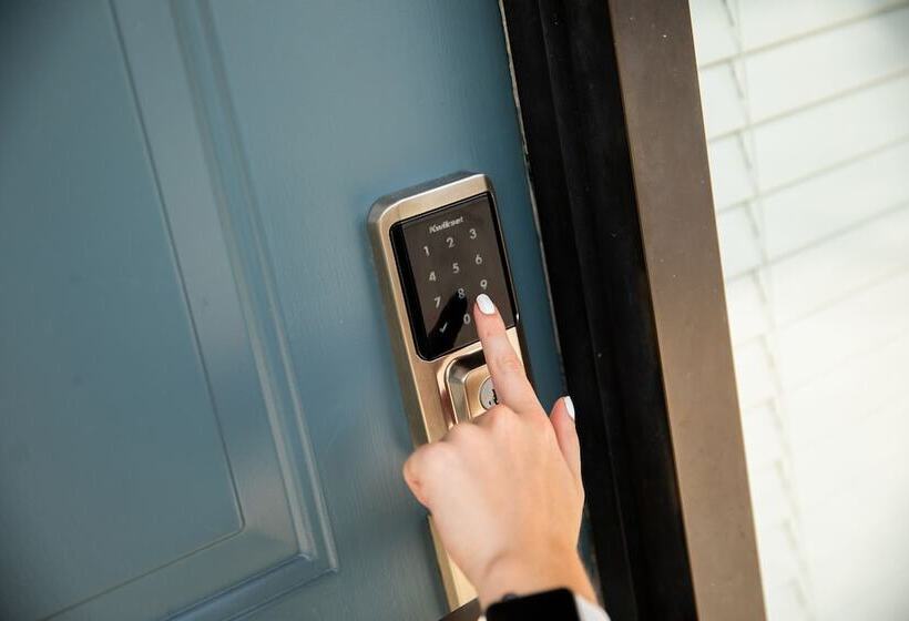 キングサイズベッドのスタンダードルーム, Rivers Rest Resort