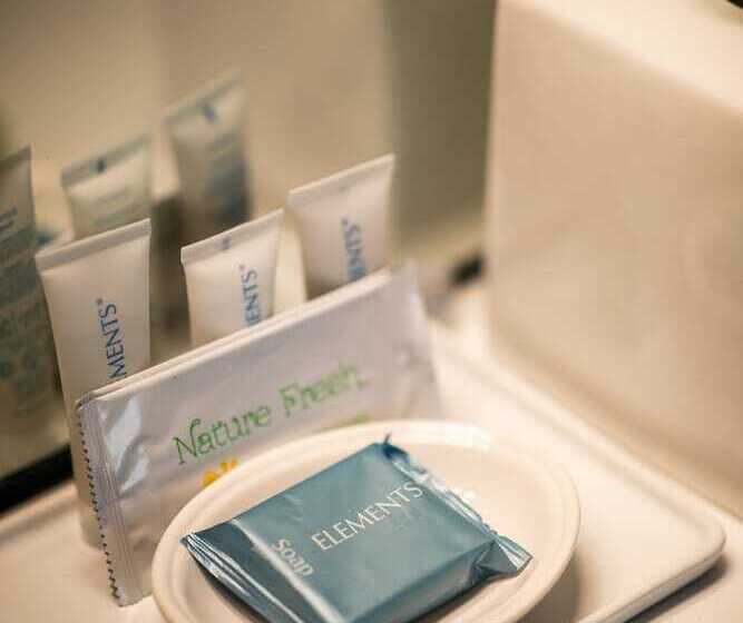 キングサイズベッドのスタンダードルーム, Rivers Rest Resort