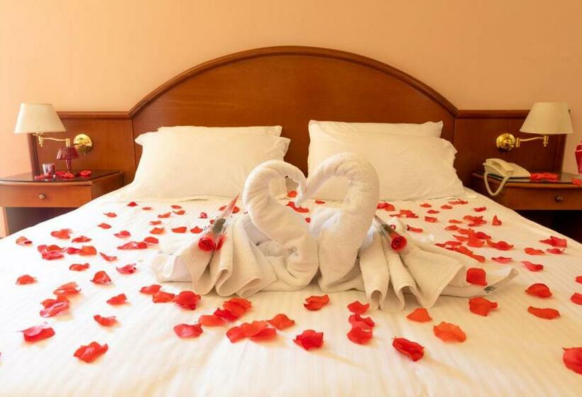 اتاق استاندارد, Rami