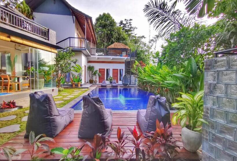 Номер Deluxe Кровать Кинг, Cornerstone Bali Coworking