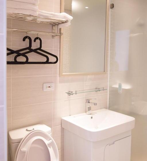 اتاق استاندارد چهار تخته, Foresweet B&b