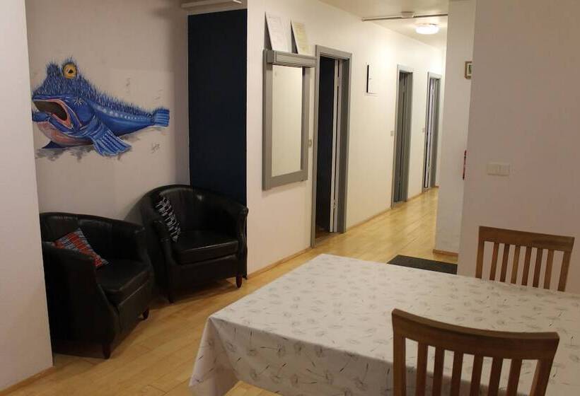 اتاق استاندارد با سرویس بهداشتی مشترک, Móra Guesthouse