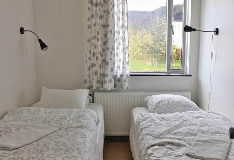 اتاق استاندارد با سرویس بهداشتی مشترک, Móra Guesthouse