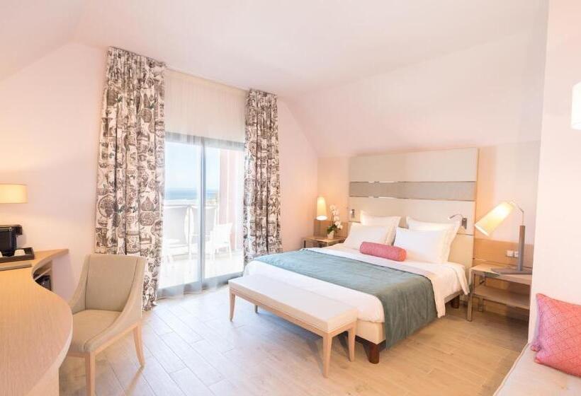 اتاق لوکس با چشم‌انداز دریا, Akoya Hotel & Spa
