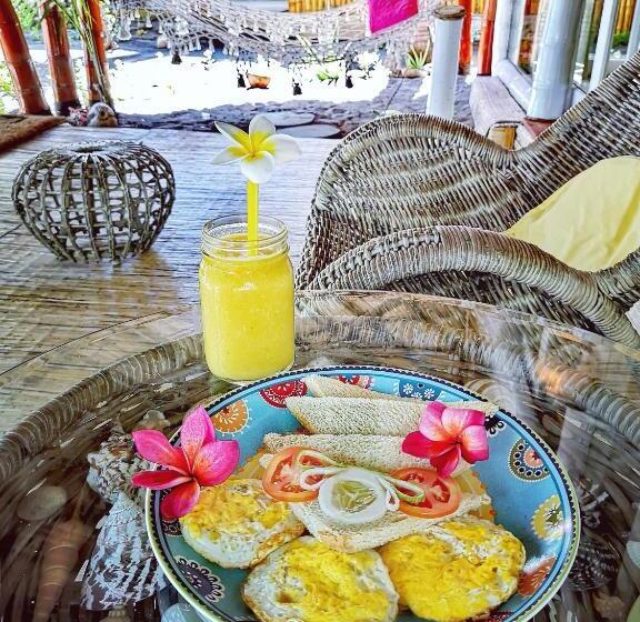 בקתה סטנדרטית, Coconut Garden Beach Resort