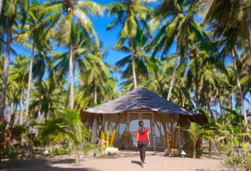 בקתה סופריור, Coconut Garden Beach Resort