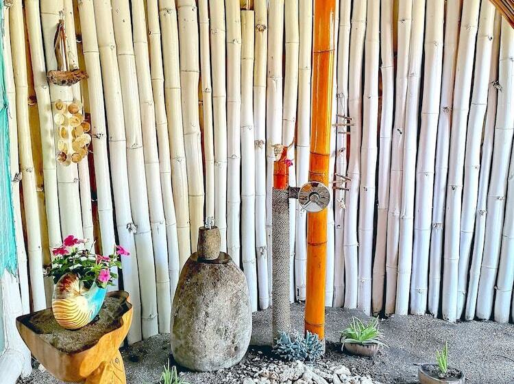 בקתה סטנדרטית עם נוף לים, Coconut Garden Beach Resort