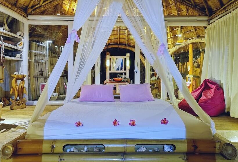 בקתה סטנדרטית עם נוף לים, Coconut Garden Beach Resort