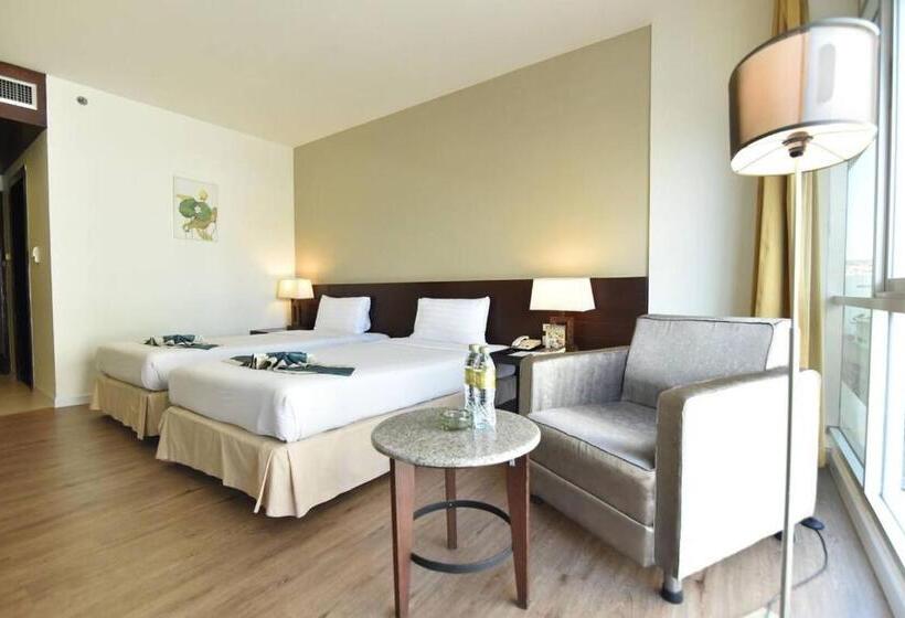 수피리어 룸, Golden Crown Grand