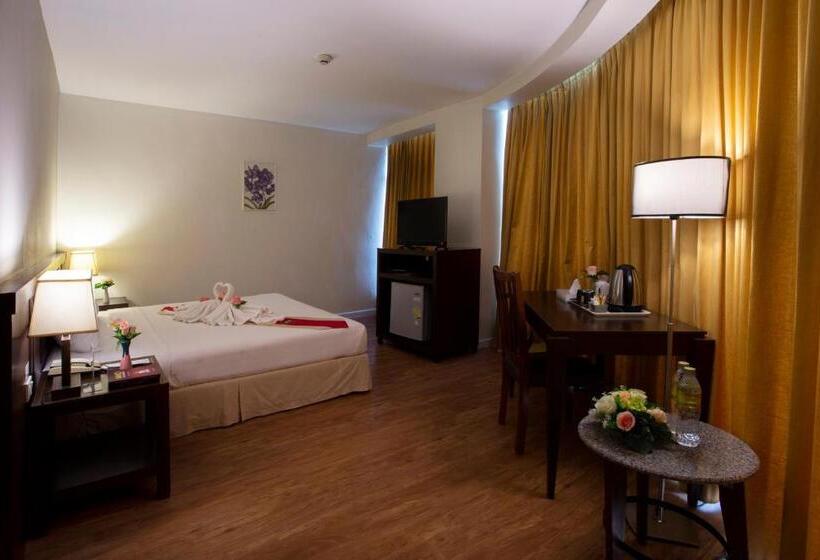 수피리어 룸, Golden Crown Grand