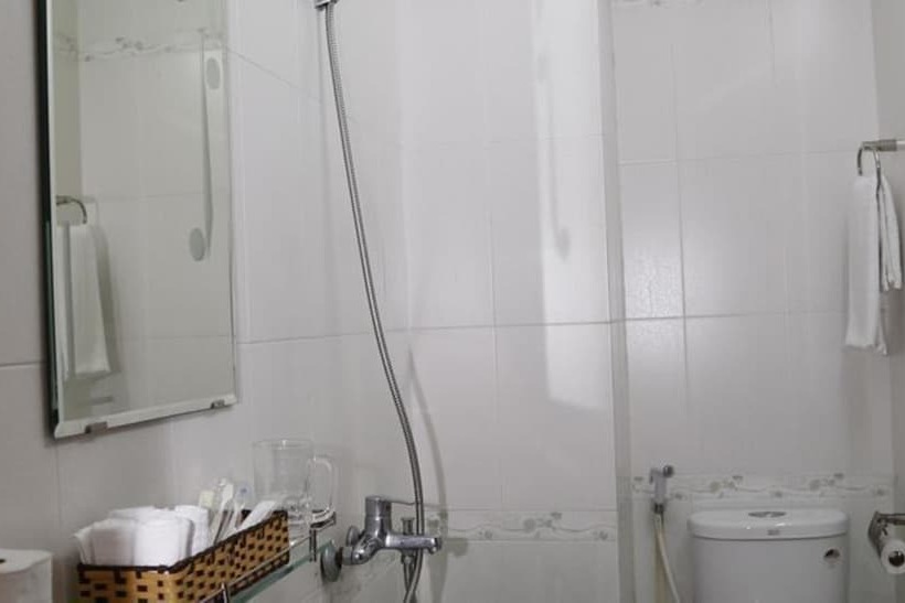 اتاق لوکس, Kien