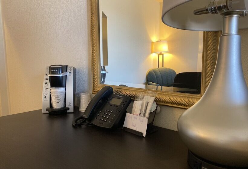 스탠다드 룸, Lajunta Inn