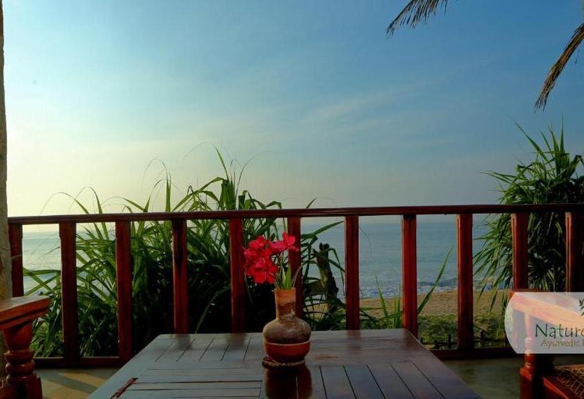 Люкс Superior Вид на Море, Nature Lanka Ayurveda Resort