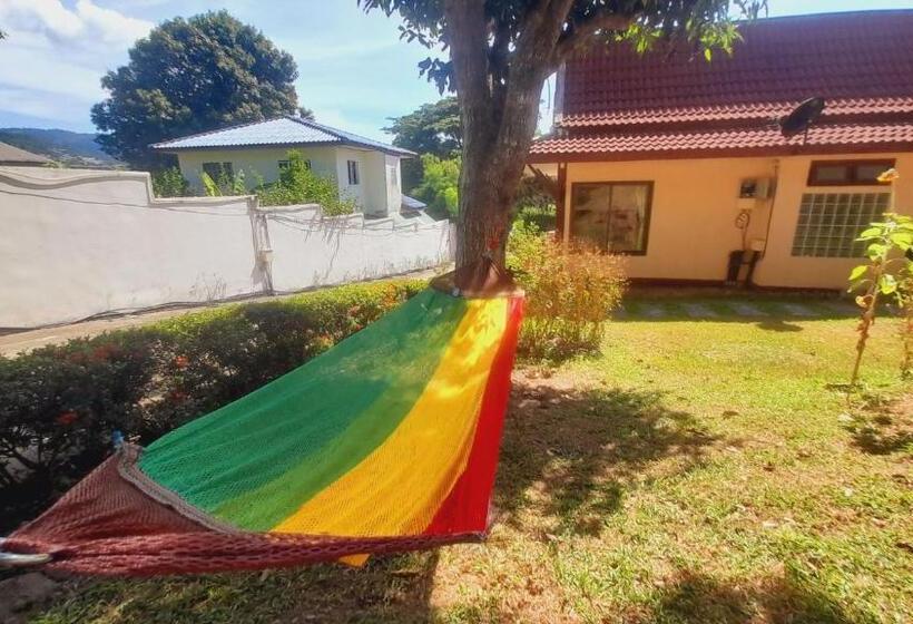 خانه 2 خوابه, Samui Diving Resort