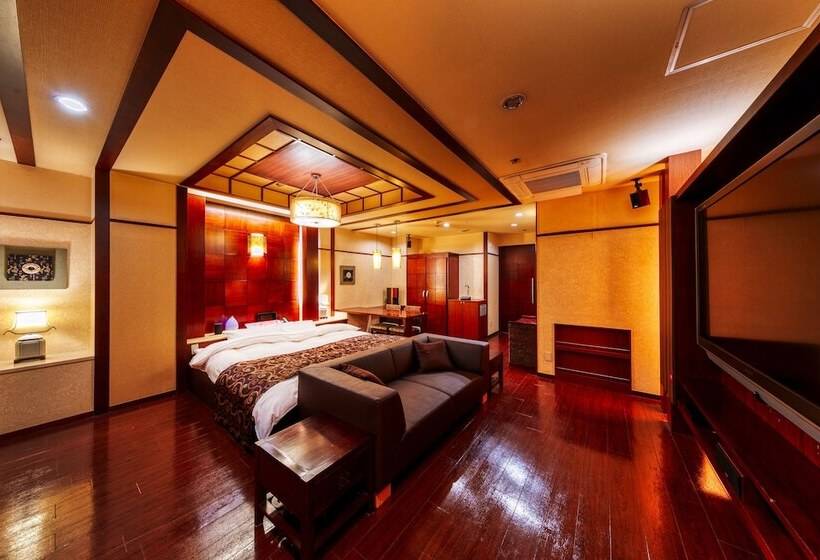 Номер Deluxe, & Spa Lotus