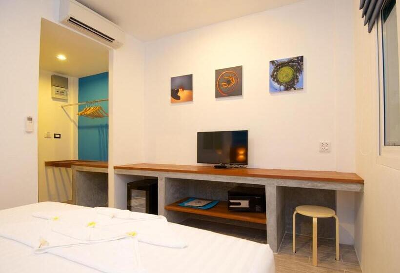 اتاق استاندارد, Thalassa