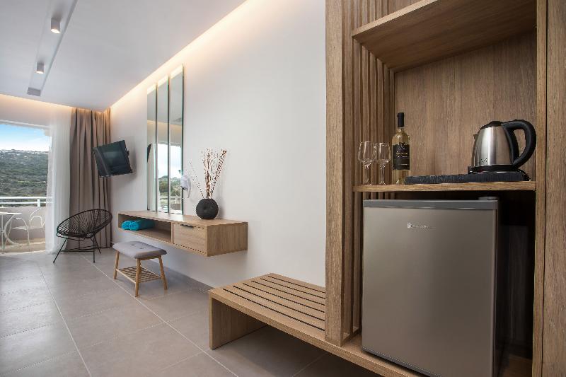 اتاق سوپریور با تخت بزرگ, Thalassa