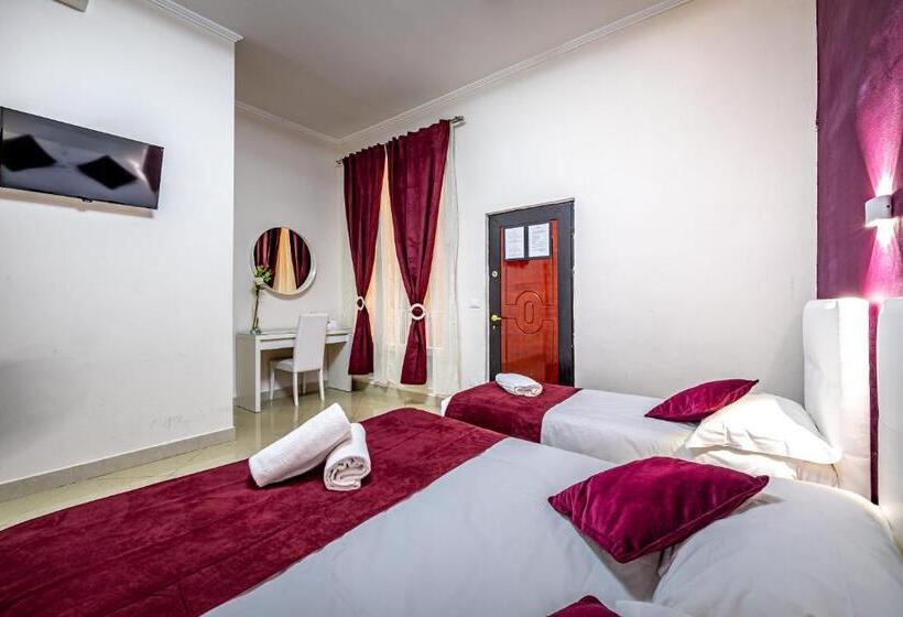 اتاق خانوادگی, Adre Majestic View