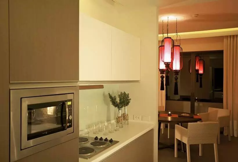 سوئیت دلوکس 2 خوابه, Veranda High Residence