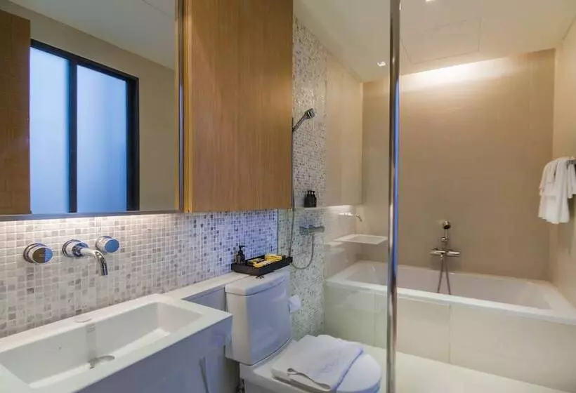 سوئیت دلوکس 2 خوابه, Veranda High Residence