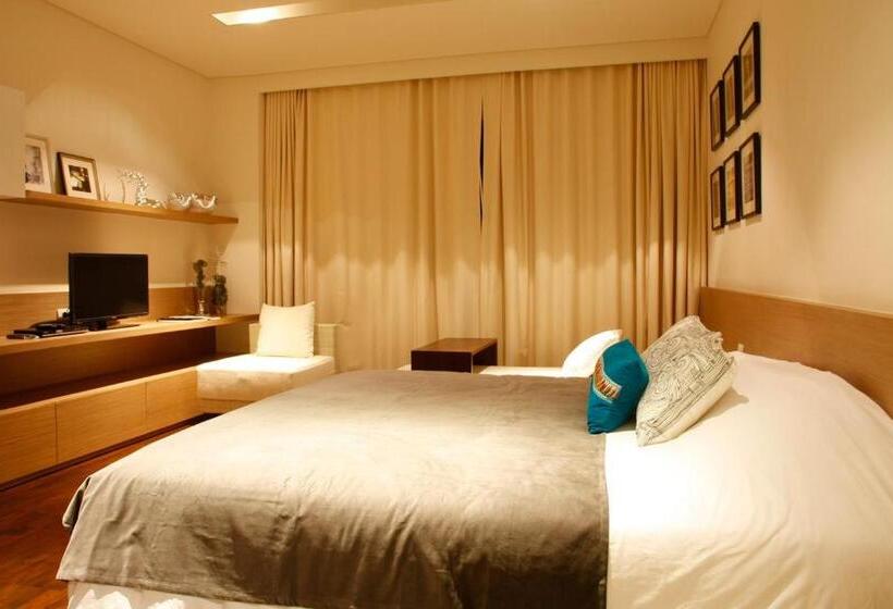 スタンダードスタジオ, Veranda High Residence