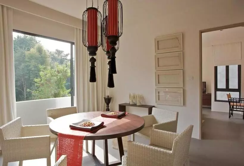 سوئیت دلوکس 2 خوابه, Veranda High Residence