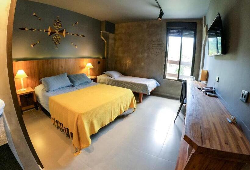 سوییت سوپریور, Villa L Mare