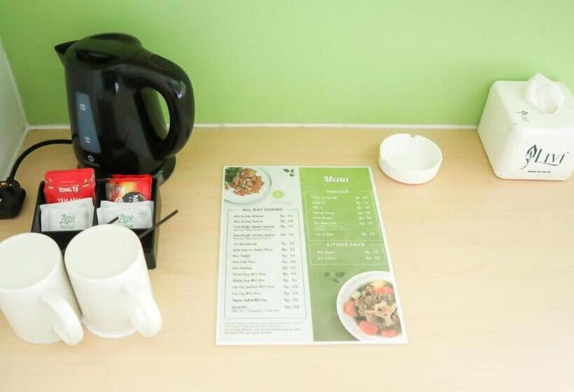 Standart Oda, Zest Harbour Bay Batam By Swiss Belhotel International