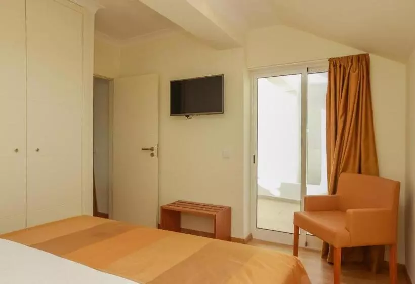 سوییت, Lagoa ApartmentHotel