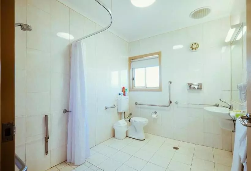 身障者適用スタンダードルーム, Club Motor Inn