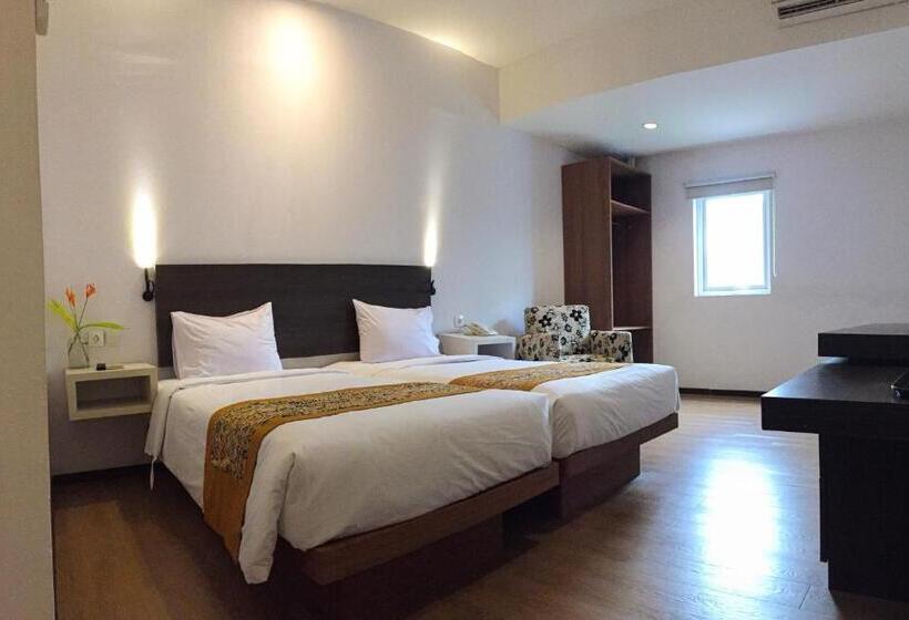 Номер Deluxe, Sunwood Hotel Arianz Mataram