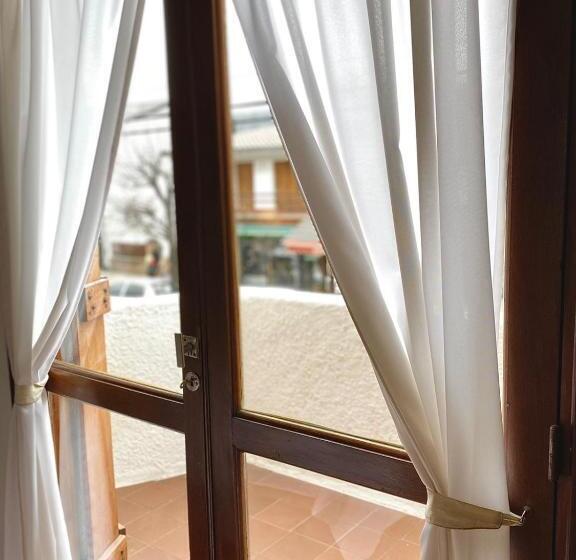 اتاق استاندارد با بالکن, Posada Novalis Vgb