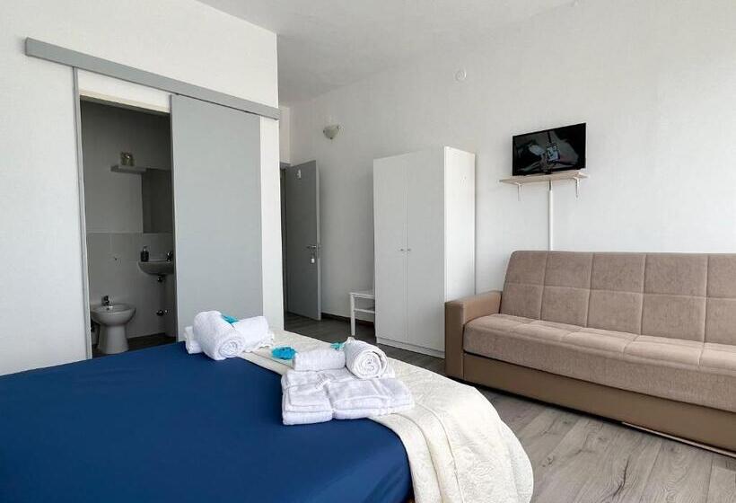 غرفة قياسية ثلاثية, B&b Cavalieri Di Rodi