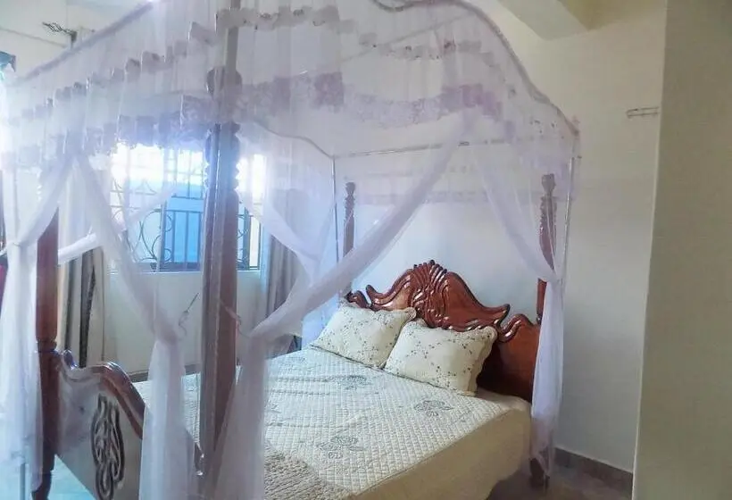 اتاق استاندارد, Japs Motel Mbarara
