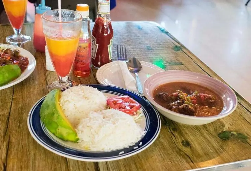 اتاق استاندارد, Japs Motel Mbarara