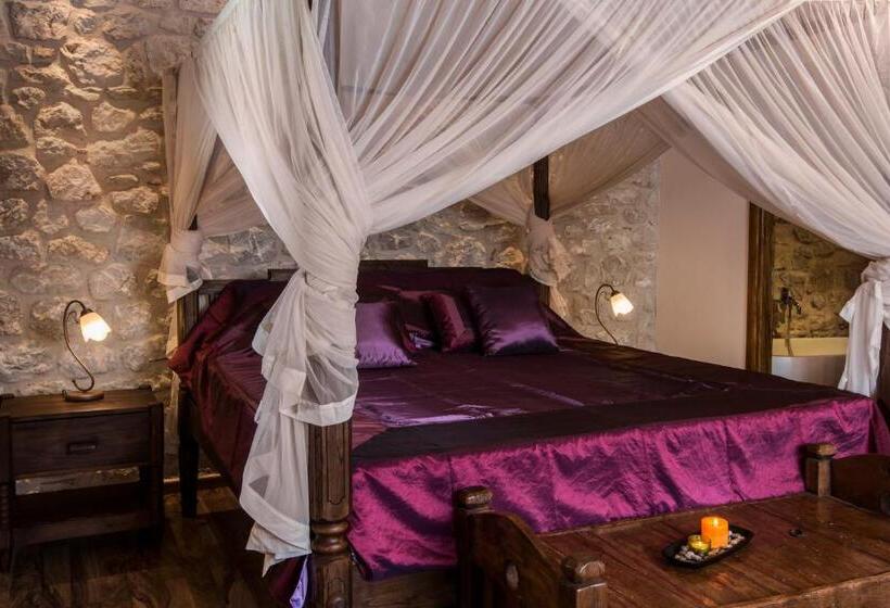 סוויטה דלוקס, Elafos Spa