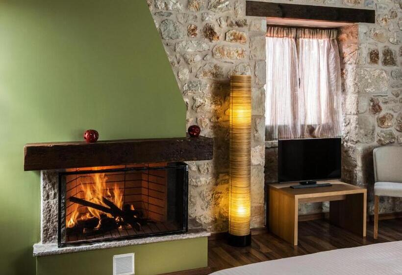 Номер Deluxe, Elafos Spa