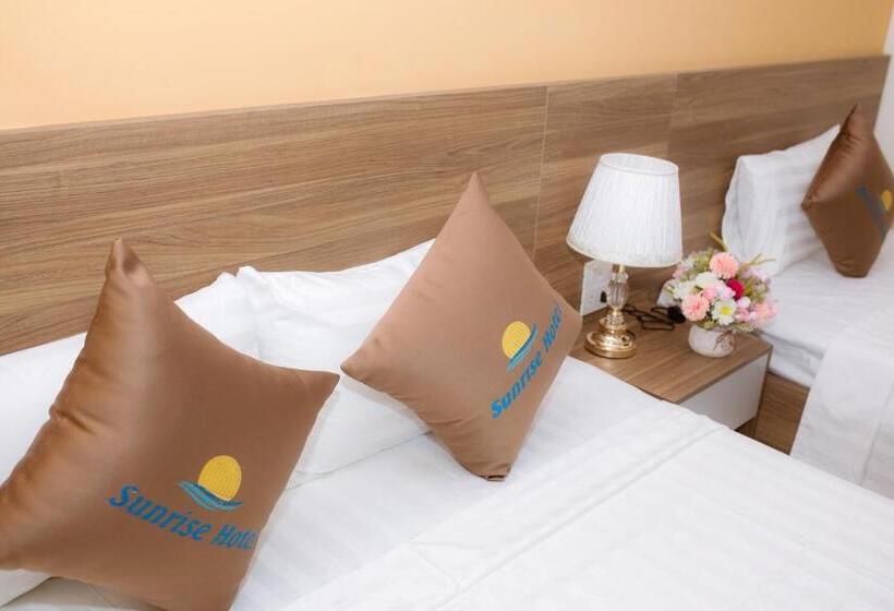 اتاق استاندارد سه نفره, Hai Tien Plaza