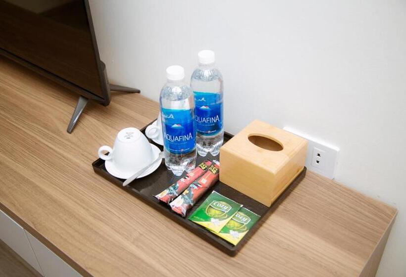 اتاق استاندارد سه نفره, Hai Tien Plaza