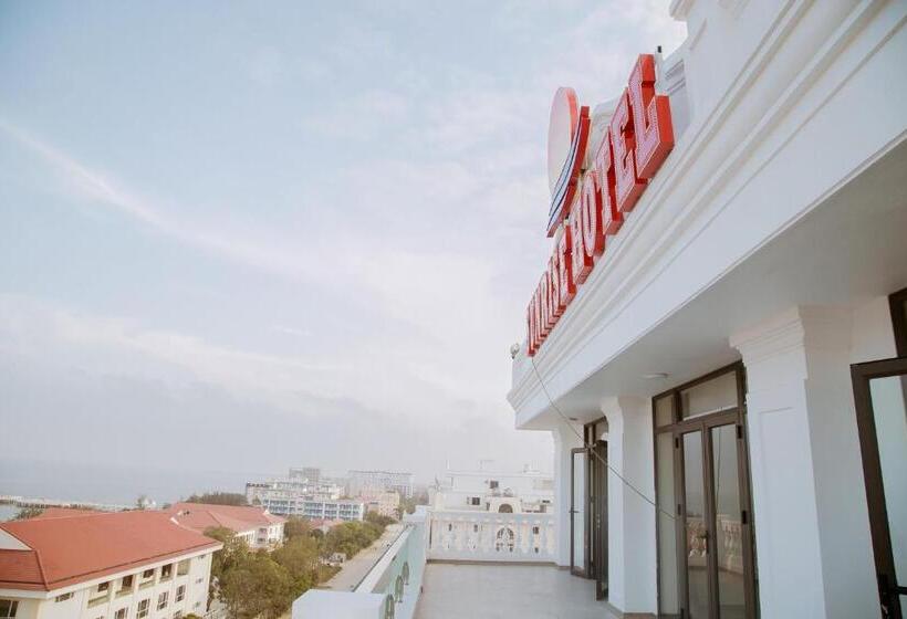 اتاق خانوادگی با چشمانداز دریا, Hai Tien Plaza