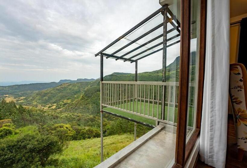 キングサイズベッドのスタンダードルーム, Shanthi Uyana