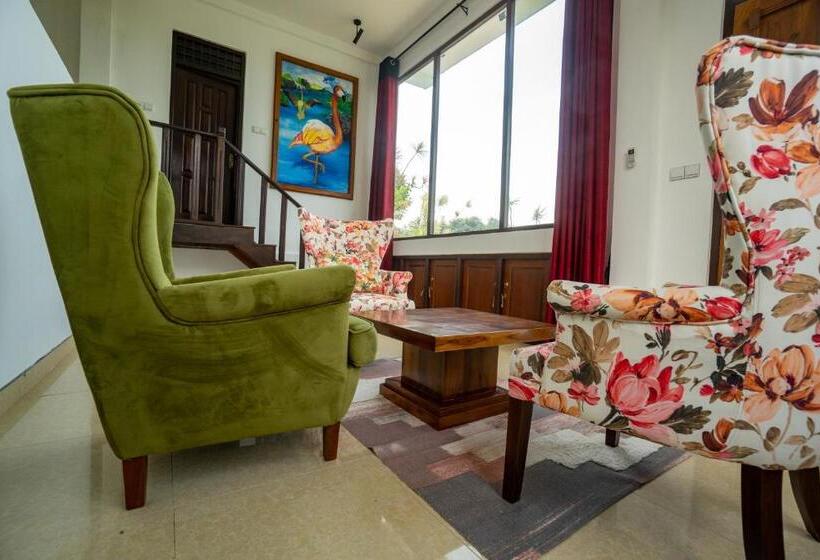 スーペリアースイート, Shanthi Uyana