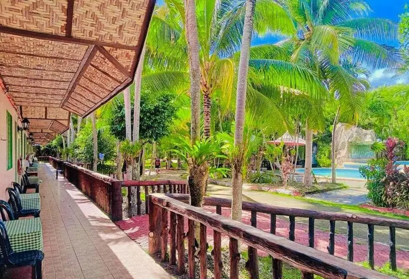 庭の見えるスタンダードトリプルルーム, Coco Grove Nature Resort