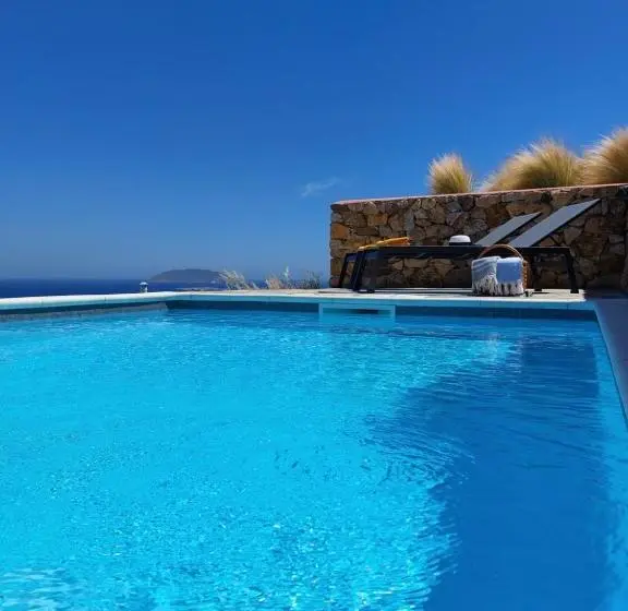 スイート, Apollon Village